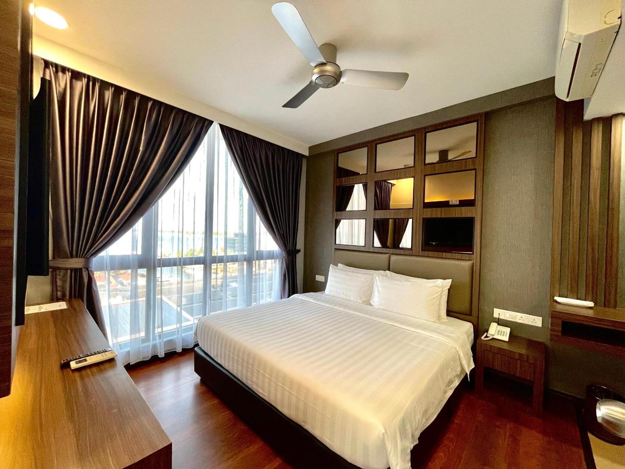 Grace Hotel Семпорна Экстерьер фото